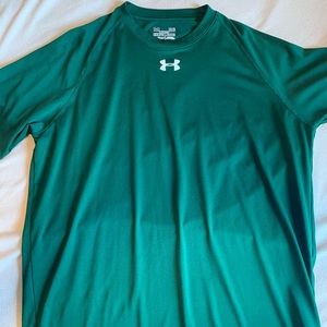 Under Armour - Short Sleeve
